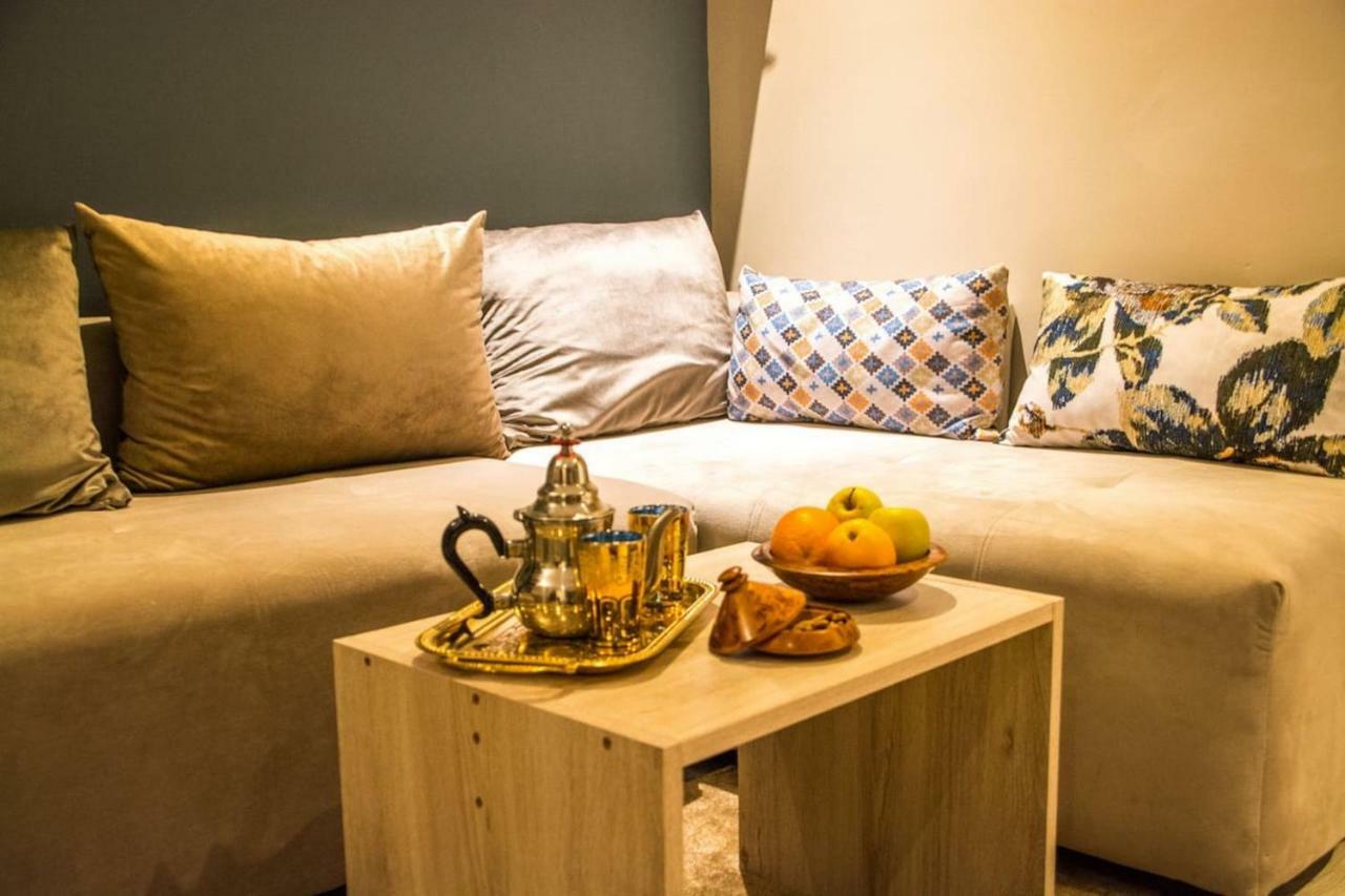 Apartamento Studio calme, cozy, Quartier animé, proche de tous Uchda  Exterior foto